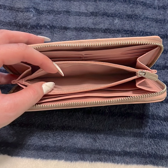 Coach Accordion Wallet - Picture 4 of 7